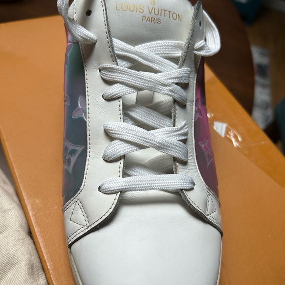 Louis Vuitton stellar sneakers - Picture 2 of 3